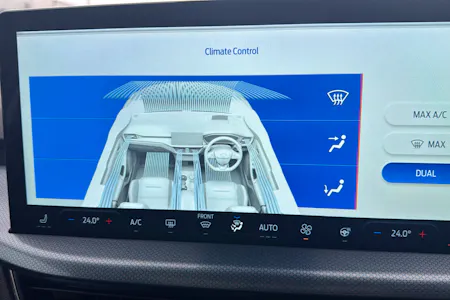 FORD FOCUS ESTATE 1.0T ECOBOOST MHEV ACTIVE X ESTATE 5DR PETROL HYBRID DCT S... image 16