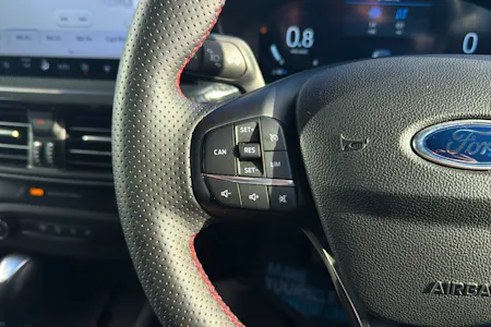 FORD FOCUS ESTATE 1.0T ECOBOOST MHEV ST LINE X ESTATE 5DR PETROL HYBRID DCT... image 16