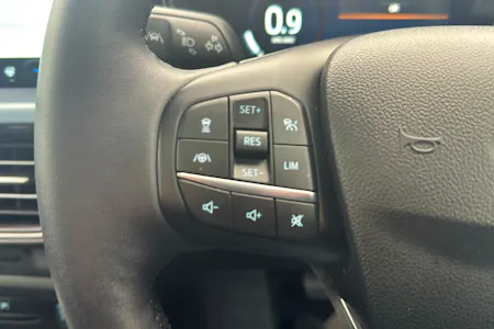 FORD FOCUS ESTATE 1.0T ECOBOOST MHEV ACTIVE X ESTATE 5DR PETROL HYBRID DCT S... image 17