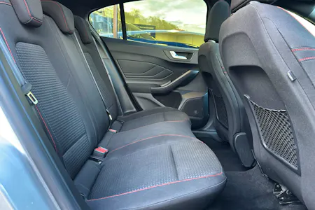 FORD FOCUS 1.0T ECOBOOST ST LINE HATCHBACK 5DR PETROL MANUAL S S 1.0 PETROL... image 33