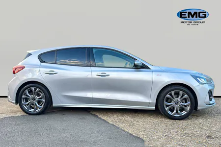 FORD FOCUS 1.0T ECOBOOST ST LINE HATCHBACK 5DR PETROL MANUAL S S 1.0 PETROL... image 4