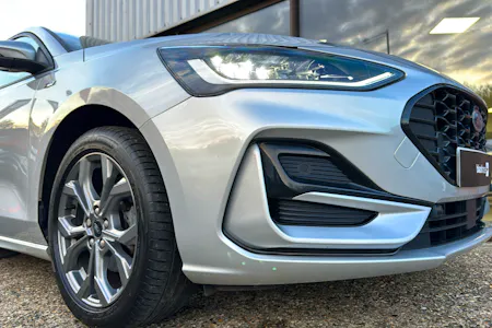 FORD FOCUS 1.0T ECOBOOST ST LINE HATCHBACK 5DR PETROL MANUAL S S 1.0 PETROL... image 42