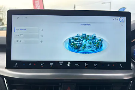 FORD FOCUS 1.0T ECOBOOST MHEV TITANIUM X HATCHBACK 5DR PETROL HYBRID DCT S S... image 48