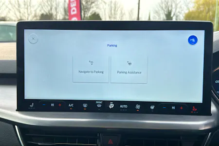 FORD FOCUS 1.0T ECOBOOST MHEV TITANIUM X HATCHBACK 5DR PETROL HYBRID DCT S S... image 52