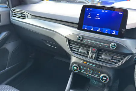 FORD FOCUS 1.0T ECOBOOST ST LINE HATCHBACK 5DR PETROL MANUAL S S 1.0 PETROL... image 54