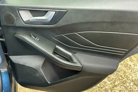 FORD FOCUS 1.0T ECOBOOST MHEV TITANIUM X HATCHBACK 5DR PETROL HYBRID DCT S S... image 61