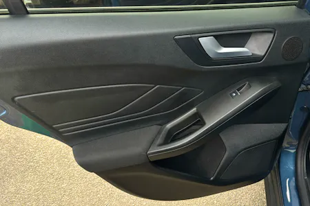 FORD FOCUS 1.0T ECOBOOST MHEV TITANIUM X HATCHBACK 5DR PETROL HYBRID DCT S S... image 66